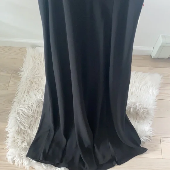 EXPRESS Black CUT-OUT Maxi Dress - Picture 7 of 12